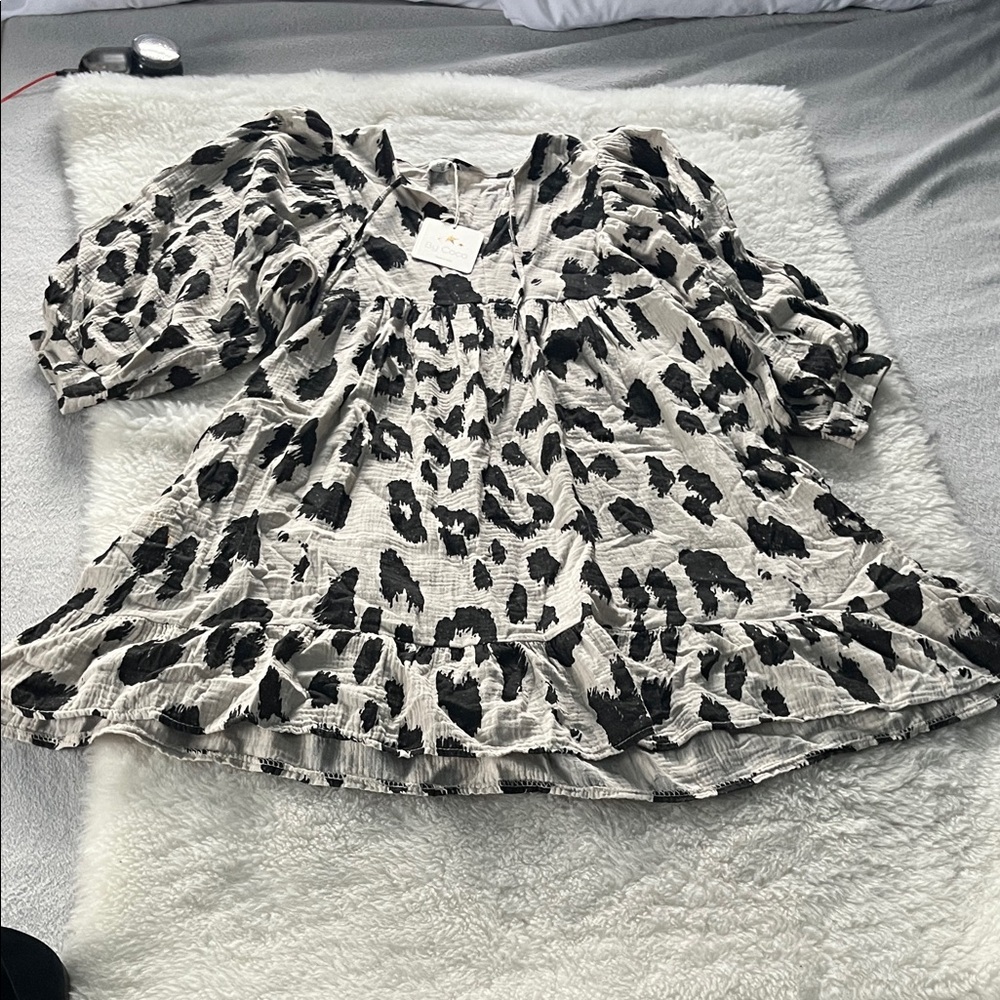 Leopard Print Women's mini dress made in Italy